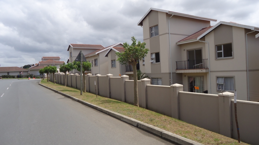 To Let 2 Bedroom Property for Rent in Beacon Bay Eastern Cape